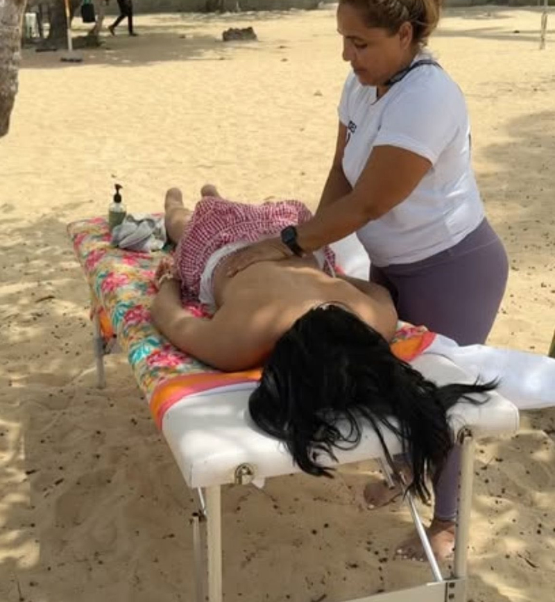 Massage sur la plage à Las Terrenas, République dominicaine